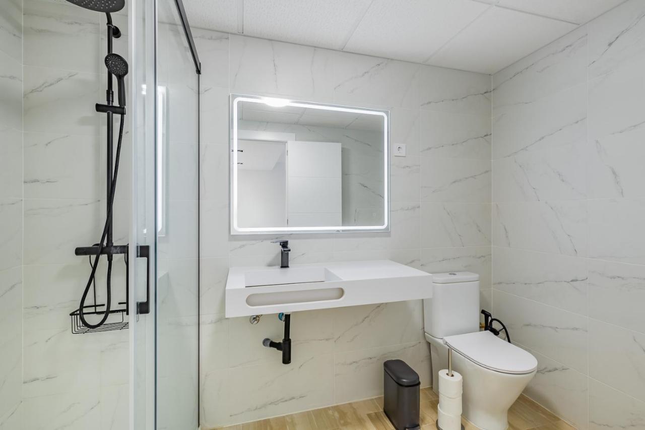 Paradise Suites La Cubana Beach Fuengirola Bagian luar foto