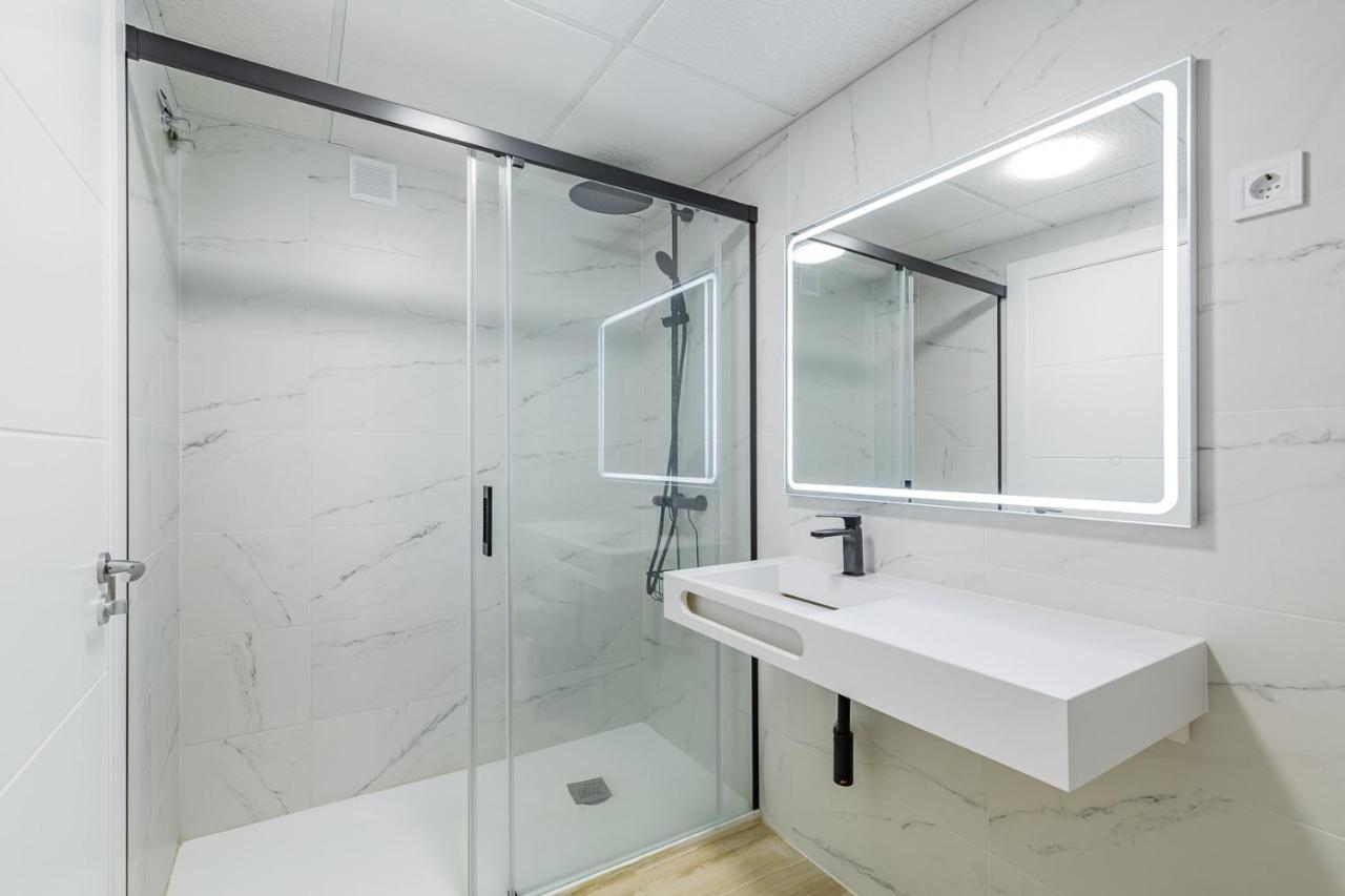 Paradise Suites La Cubana Beach Fuengirola Bagian luar foto